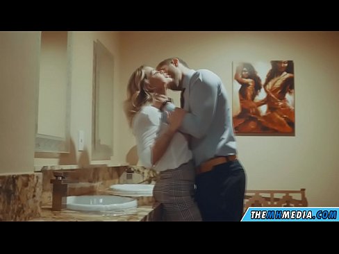 ❤️ כשבלונדינית חזה מפתה אותך בשירותים ציבוריים סופר-סקס אצלנו iw.xxxtophd.ru ☑